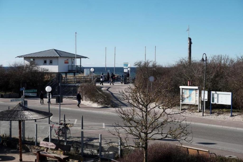 Fewo 08 Seemoewe Mit Blick Auf Salzhaff Und Ostsee レリク エクステリア 写真